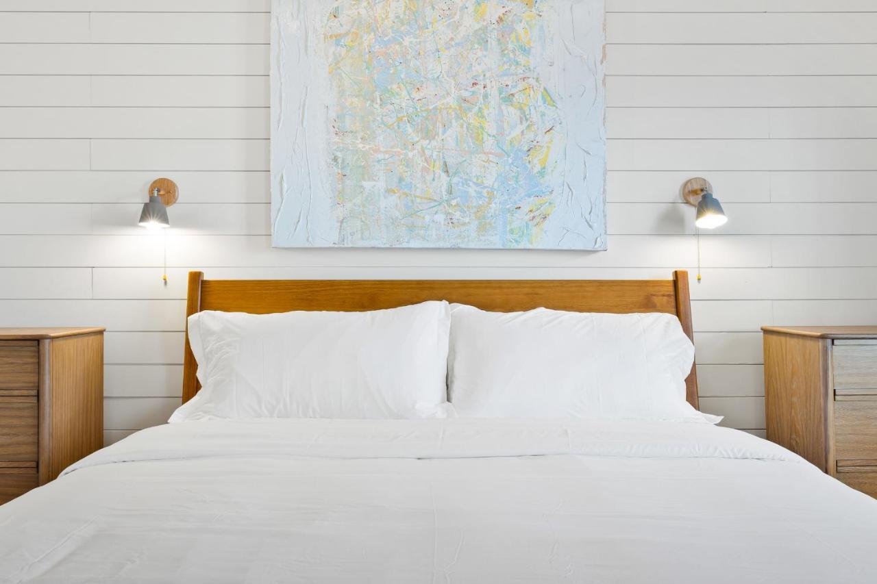 Boutique Room Steps From Downtown Mall Rose Jean Room 3 Charlottesville Esterno foto