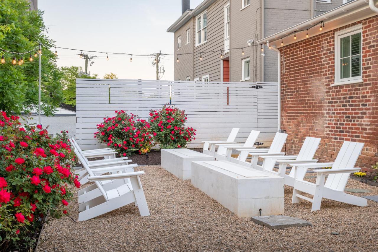 Boutique Room Steps From Downtown Mall Rose Jean Room 3 Charlottesville Esterno foto
